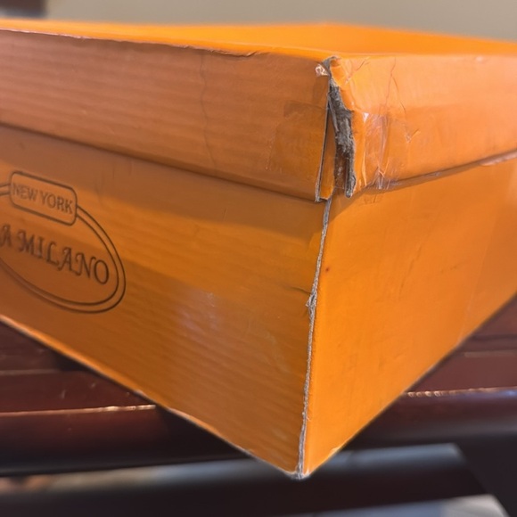 La Milano brown leather ankle boots bootie dress boots 10.5 - Picture 16 of 16